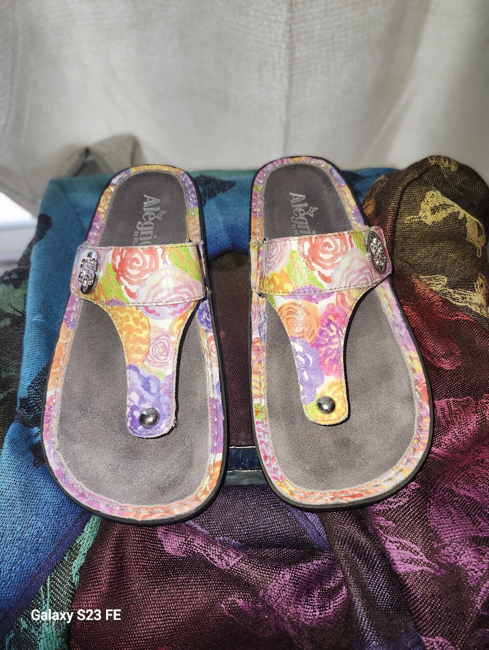 Alegria 'Carina' Rocker Sandals Size 37 - Picture 3 of 11